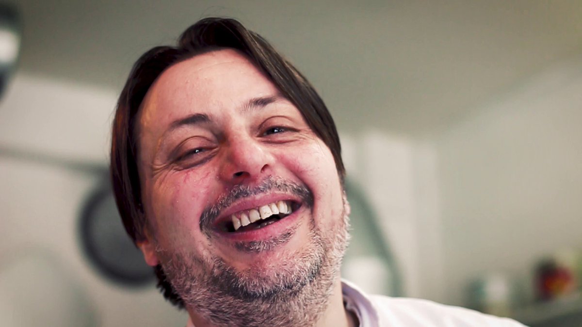 JackVideoEditor's tweet image. My first ever paid gig! I think I charged £50 for this entire filming n' editing job - in which a 1/5th of it was spent on buying a pizza after the shoot.

Shot on the trusty Canon 70D with a Sigma 18-35 f1.8 (which is now acting as an overtly expensive webcam).