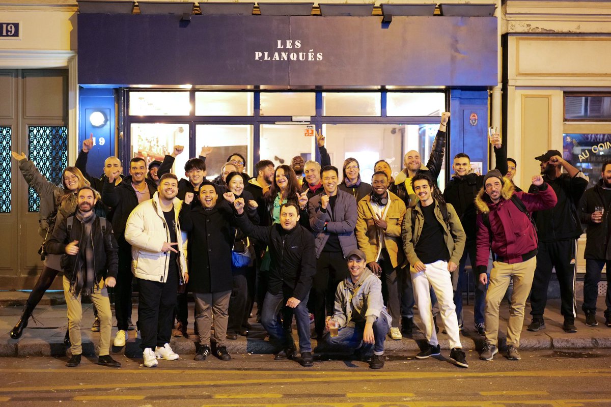 necmergitur_xyz's tweet photo. Another successful Nec Mergitur meetup in the books!  🤩

We couldn't have asked for a better group of people to chat with before #NFTParis 🙏🏻

Drop an emoji in the replies if you were there 👀 
#web3community #web3paris https://t.co/qrtlHSiFz7