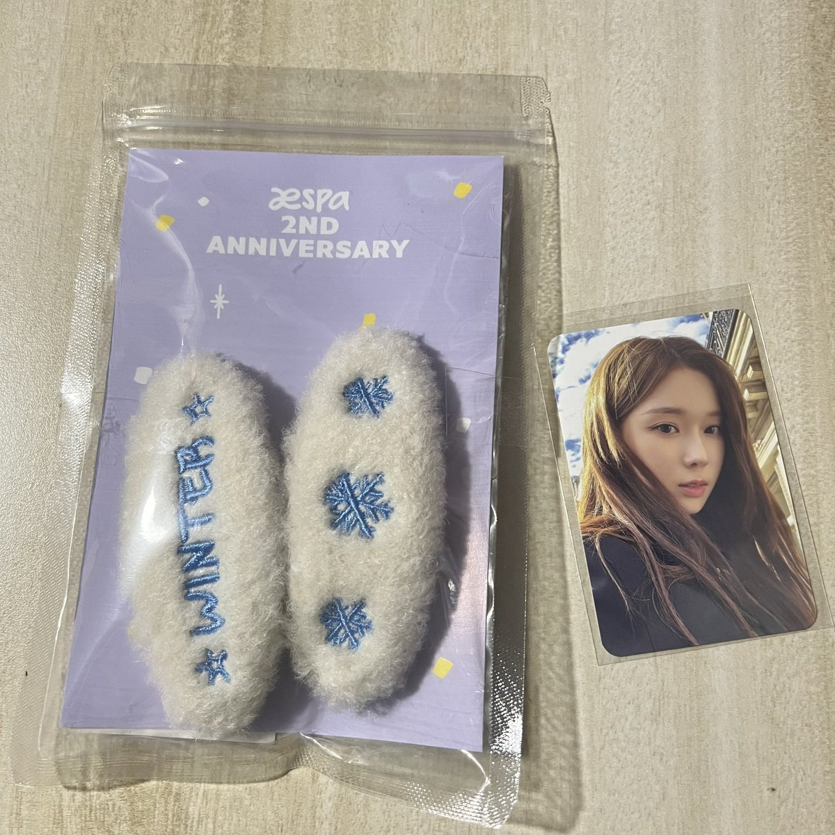 WINTERJ0YFUL's tweet photo. super cute ng hairpins!! 🤍 thank you @happydistrict for packing it well! #HD_Feedbacks https://t.co/4X5XYtB3LW