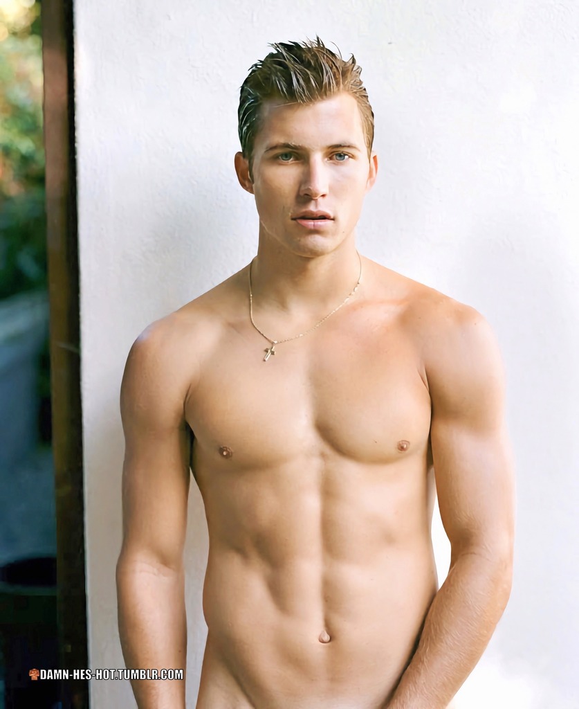 damn he's hot! on Twitter 