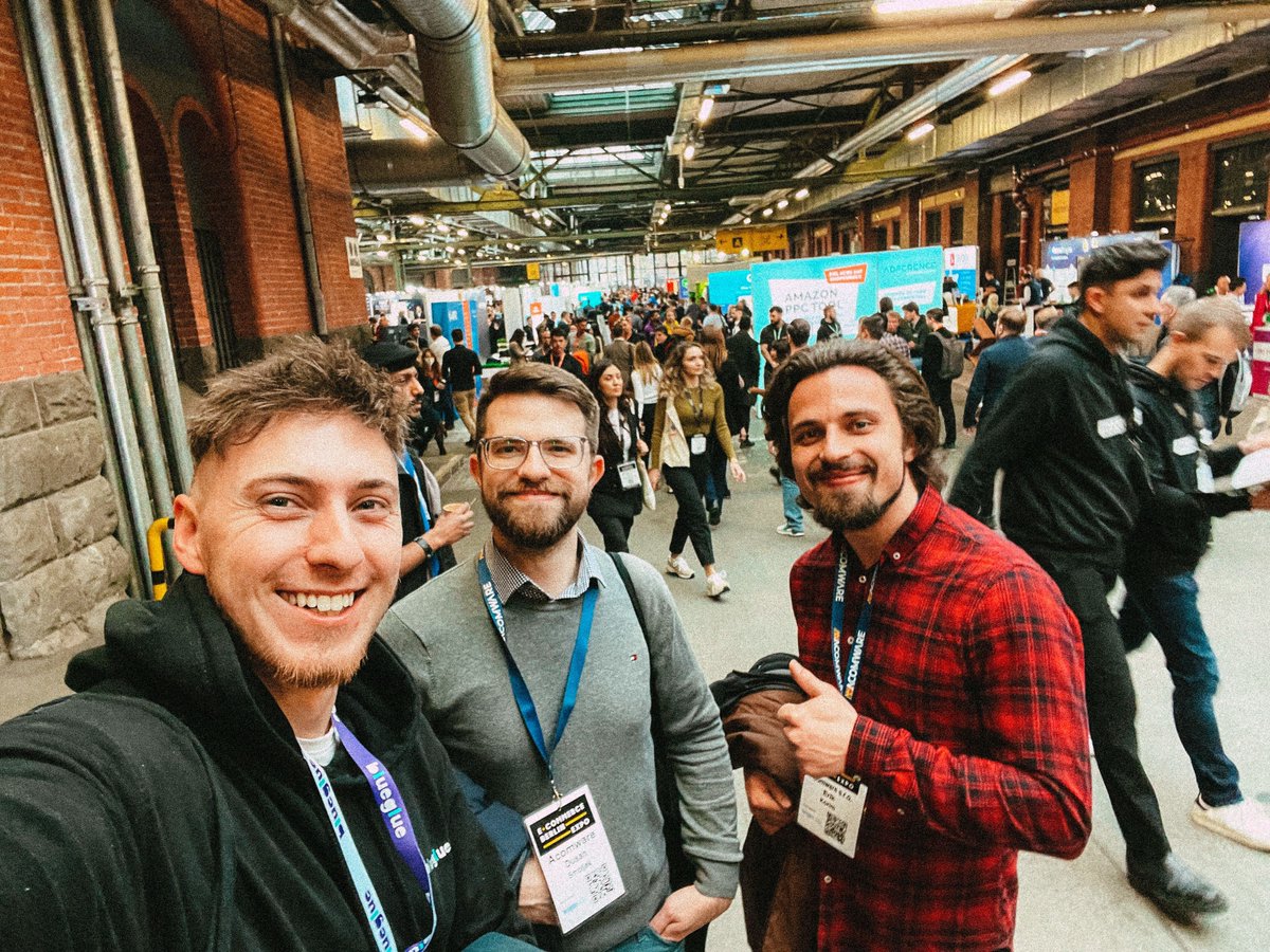 Acomware's tweet photo. Skvělá inspirace, 👍zajímavé novinky v oblasti e-commerce,🛒 top řečníci - zamířili jsme do Berlína na E-commerce Expo.🌎Načerpali jsme tam spoustu nápadů, 👀setkali se se zajímavými lidmi, přivezli si nové kontakty a užili si atmosféru networkingu.💪
#ecommerceexpo #marketing https://t.co/F3wOdtoLip