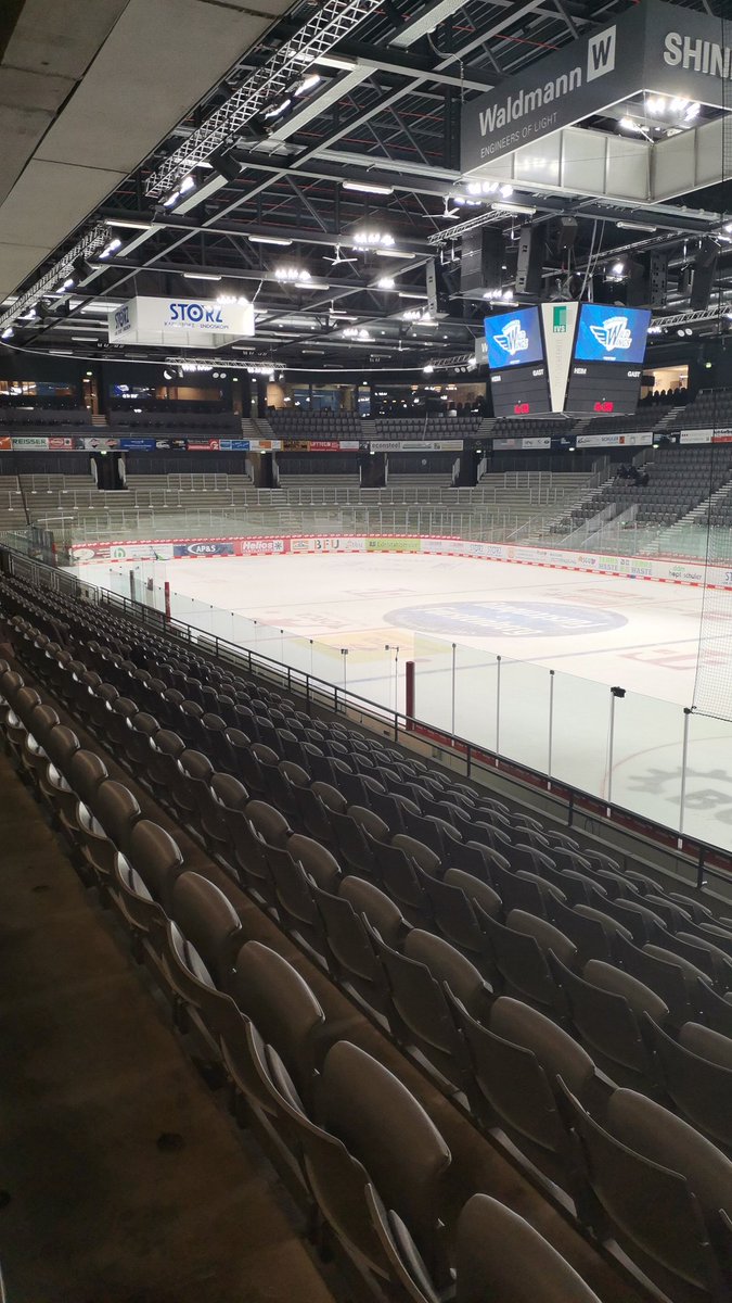 AlexKunz19's tweet photo. #MatchDay
🏒 @SERCWildWings 🆚 @grizzlys_wob
🏟️ Helios Arena
📺 https://t.co/GIl5gRE5Mn
🕖 ab 19 Uhr
🎤 Konferenz: @SBanderm + @ulle47
🎤 Kommentar: 🙋🏻♂️
#magentasport #SWWWOB #SWWvsWOB @DELoffiziell @MagentaTV https://t.co/FBPWIBCDkl