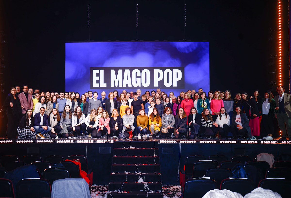 explainersgroup's tweet image. Gracias @Dircomcat por la organización de este evento. Una conversación muy interesante con @ElMagoPop sobre la #comunicacion de marca.