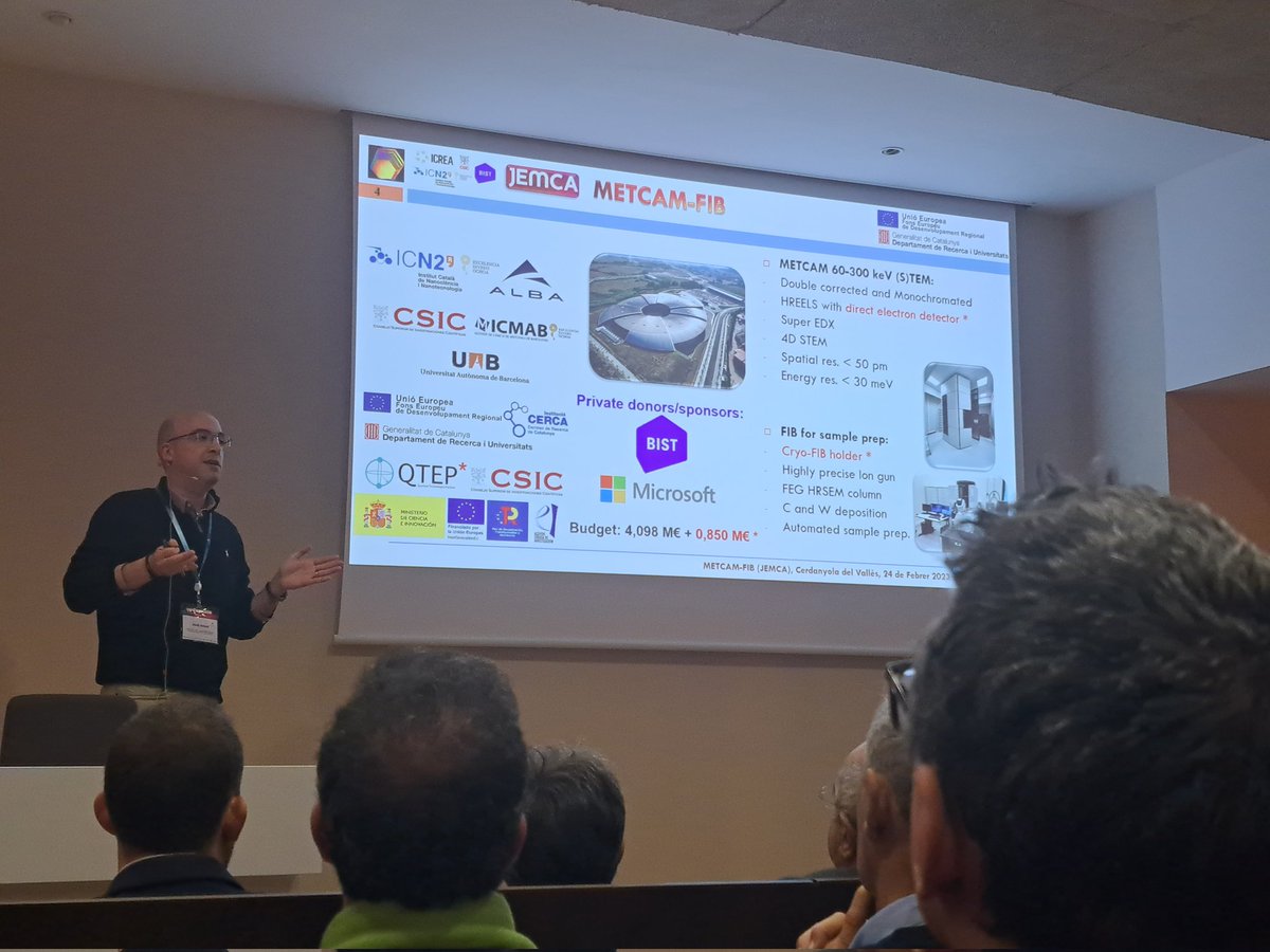 _BIST's tweet photo. Pablo Guerra @IBMB_CSIC & Jordi Arbiol #ICREA @icn2nano introduce the Cryo-TEM-Bio & METCAM-FIB #ElectronMicroscopes showing what can be obtained with them and highlighting the fact that experiments can be coupled with #synchrotron https://t.co/GueNyHbcdG