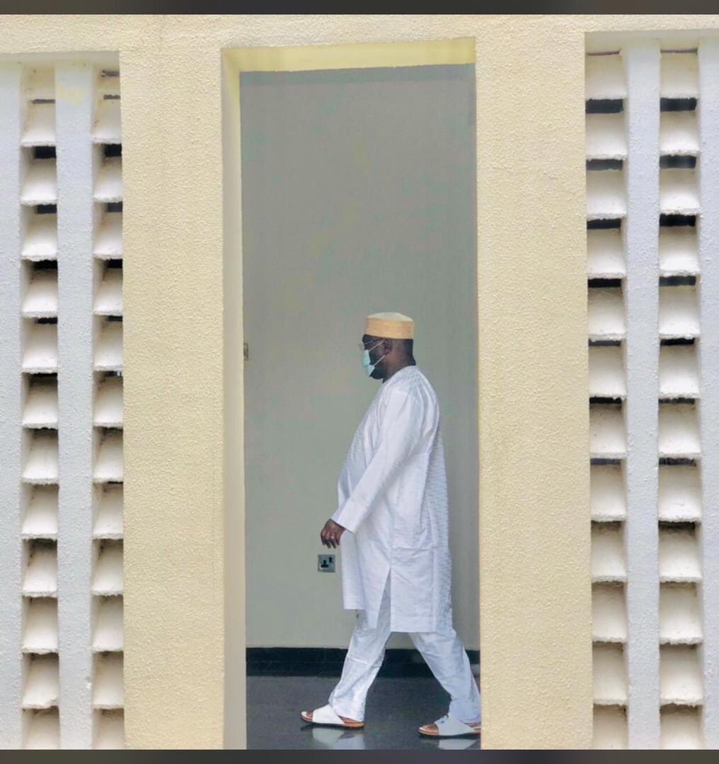 jrnaib2's tweet photo. Walking into a New Nigeria 🇳🇬 #VoteAtikuForPresident https://t.co/YDxS4GB4pJ