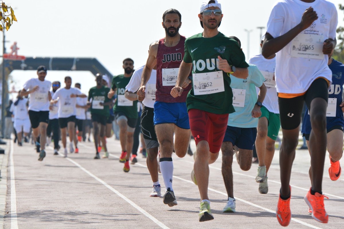 mosgovsa_live's tweet photo. 📸| فرع وزارة الرياضة بالمنطقة الشرقية، يحتفي بمناسبة #يوم_التأسيس، وذلك بإقامة عددٍ من الفعاليات الرياضية والمنوعة https://t.co/5RQZczlMOO