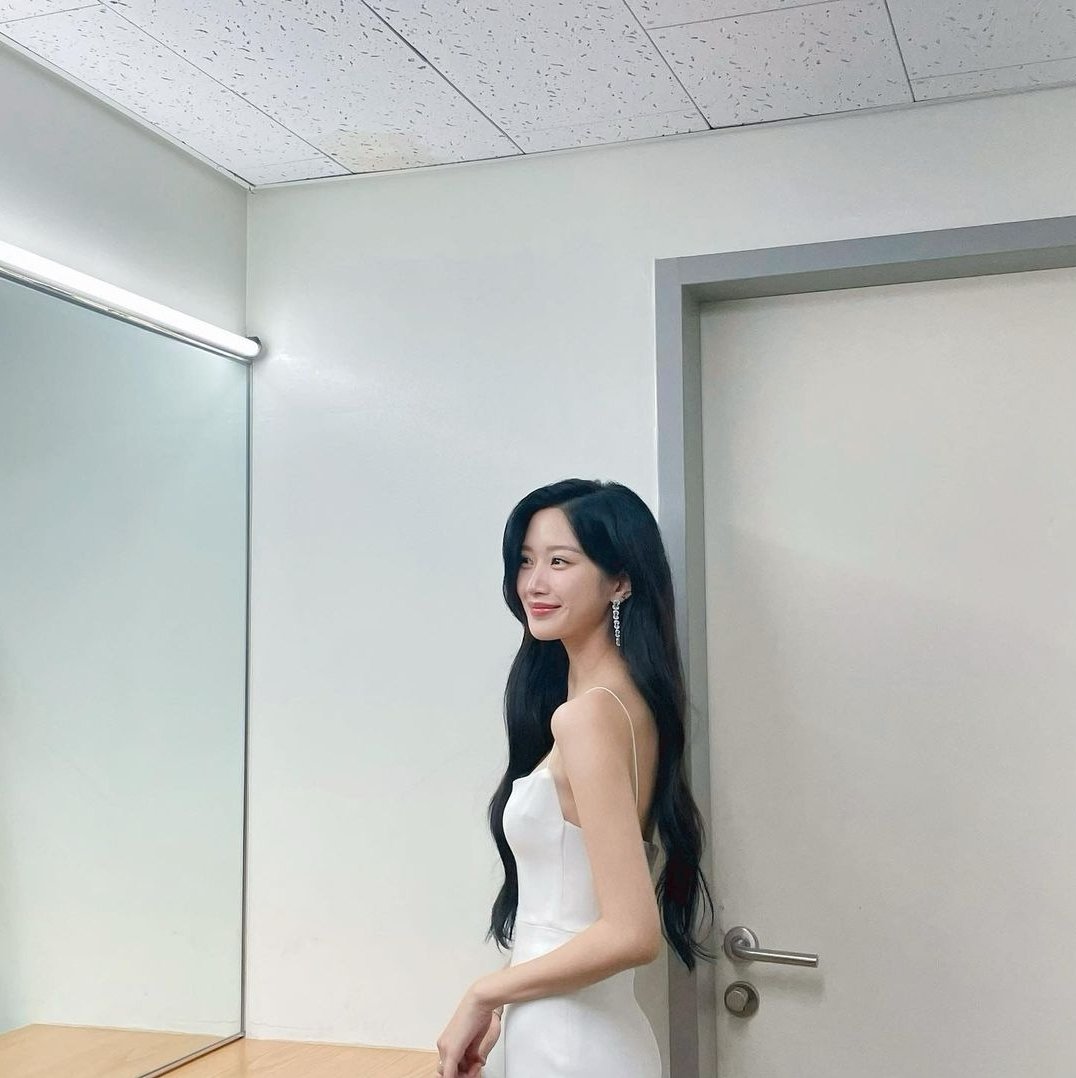 ARZSJAI's tweet photo. ㅤㅤㅤㅤㅤ
          
      ⲷ sns update — https://t.co/giNyHmmljA
      𝄜 02. 24. 23. : loc disabled.

      i'd marry you with paper rings.
      こんにちは、最愛の妻。
ㅤㅤㅤㅤㅤ
ㅤㅤㅤㅤㅤ https://t.co/ANo9OUnLtR
