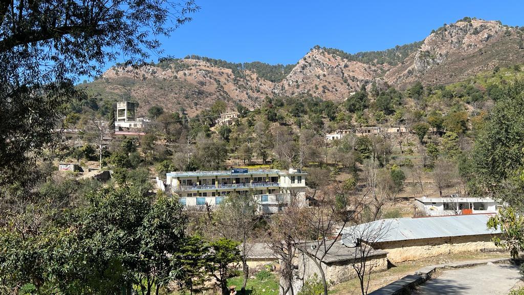 MoitOfficial's tweet photo. The Smart Villagey Gokina pilot project comes under the umbrella of Smart Villages of Pakistan, a nationwide initiative launched by the MoITT in 2021 together with International Telecommunication Union (ITU), USF and Huawei. https://t.co/WWXAZbizLU