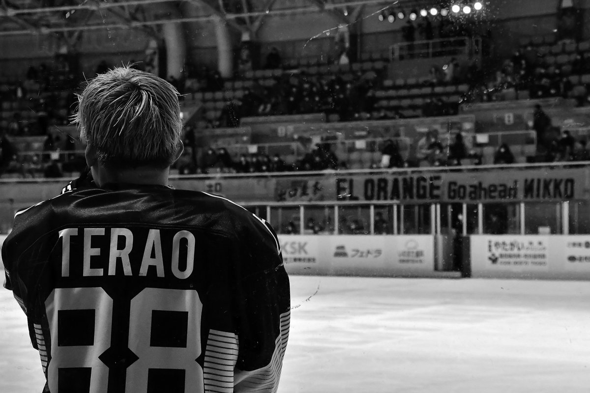 NIKKOICEBUCKS's tweet photo. 2023.02.25
He comes back.

#アイスバックス
#アイスホッケー
#俺のエリア
#エンターテイナー

https://t.co/tHY9Ut3Hcw https://t.co/EoeON6bLmV