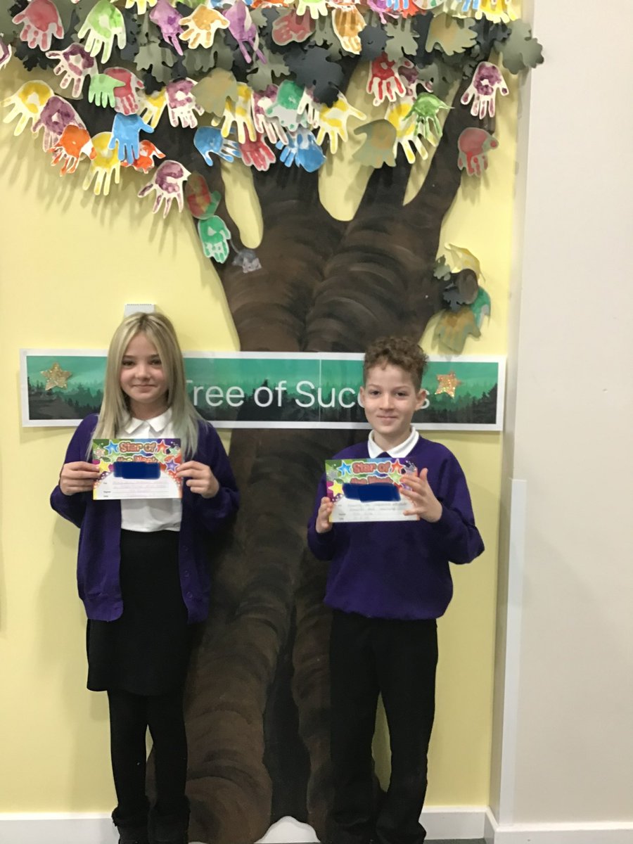 wla_y6's tweet photo. This week’s Stars of week and Star Readers 🎉🎉 @WoodlandsA @HarbourLearning #hltpraiseculture https://t.co/a9iXvQAK6U