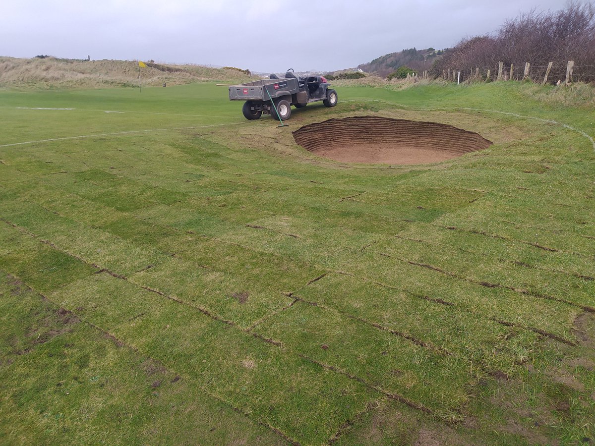 NorthWestGC's tweet photo. Some recent upgrades to the Bunkers on 10 by @AdvanceLandsca1 and his team. Loads of improvements ongoing and plans to keep on improving. @joeyandbelle #linksgolf #truelinks https://t.co/kc9YQsrvDc