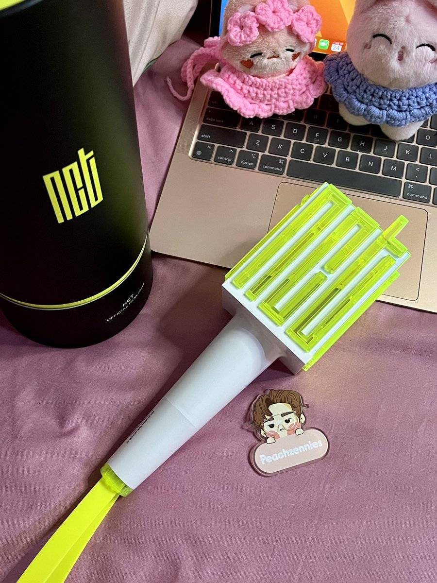 peachzennies's tweet photo. NEOBONG HAVER FOR THE 2ND TIME!!!
Hi @geventsph! just got back here sa mnl and the first thing i did is open this package ๐ญ iโm genuinely so happy since itโs not often that i win in any giveaway or raffle. thank you again for organizing the cse ๐ซถ๐ป til the next! #OneStopNeoCSE https://t.co/q5jALkFNtz