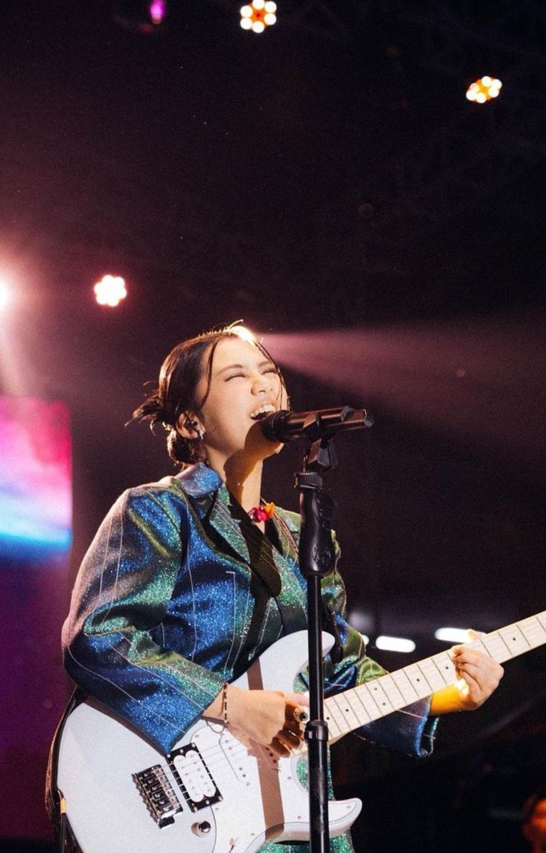Vaniayeahh's tweet photo. semoga kalian bisa menghasilkan karya yang luar biasa @zivamagnolyeah @ZivellasOFC
@keshimusic @umusicindonesia #WeWantZivaXKeshi https://t.co/D7arc4YhAc