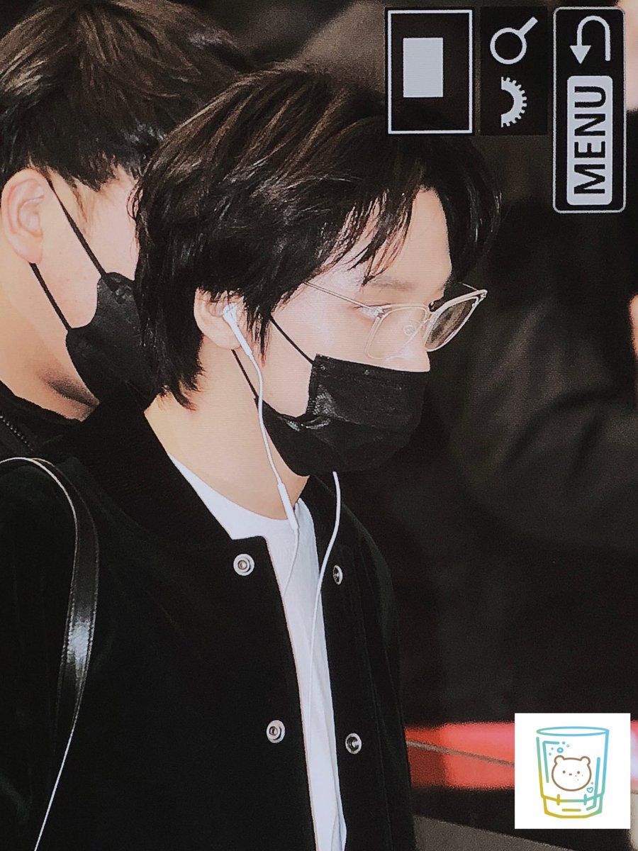 230224 출국
#해찬  #HAECHAN #NCT127

어또케 사람이 이러케 동글...ʕᵒ̴̶̷͈᷄Ⱉᵒ̴̶̷͈᷅ʔ