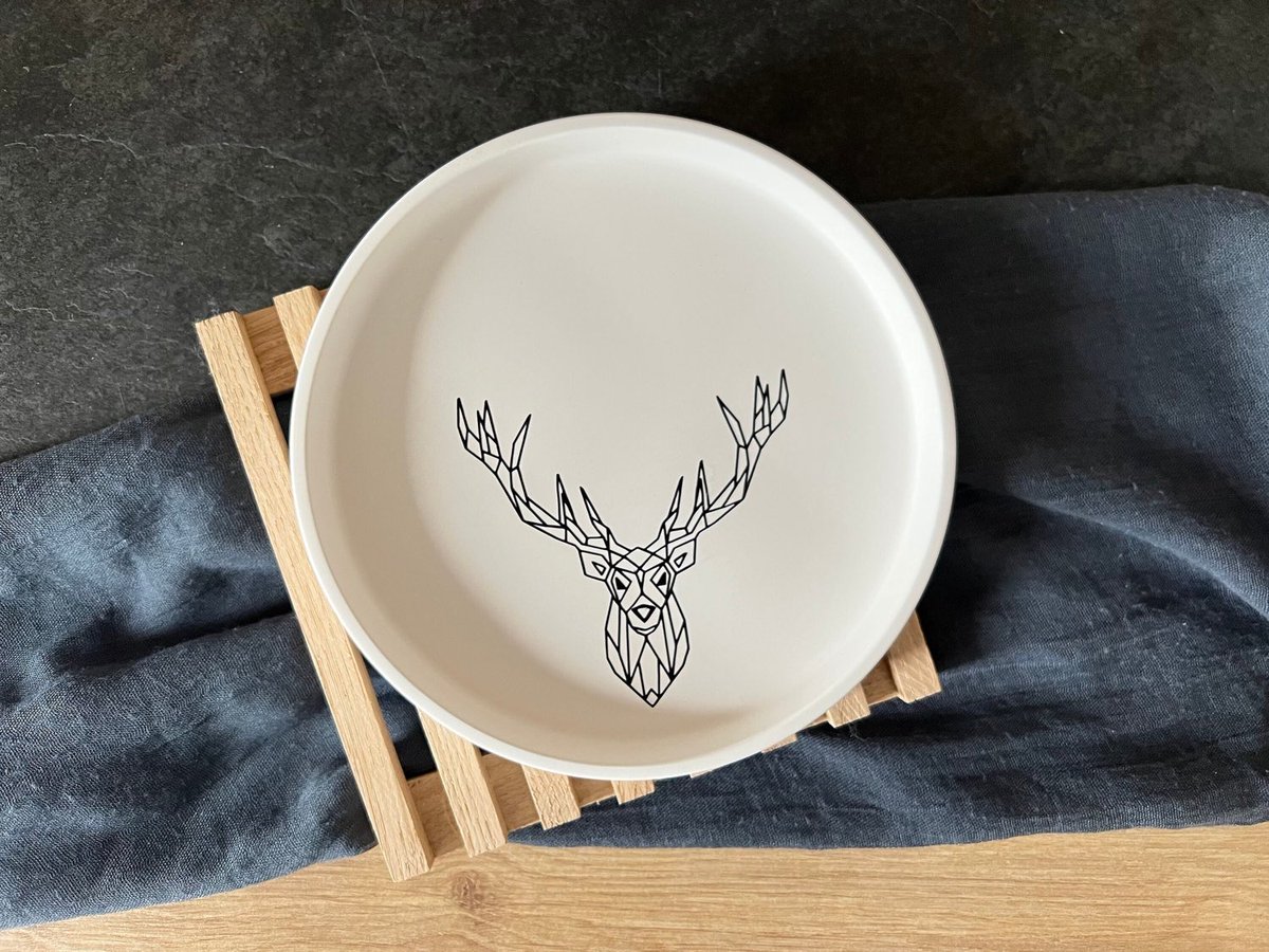 mrsfannycreate's tweet photo. Freue mich, euch diesen Artikel aus meinem Shop bei #etsy vorzustellen: Dekoteller - Dekotablett - Hirsch Motiv - weiß - rund - aus Raysin - Hygge - Skandi - handgemacht https://t.co/LbCjuemMtF https://t.co/BF6WJukunS