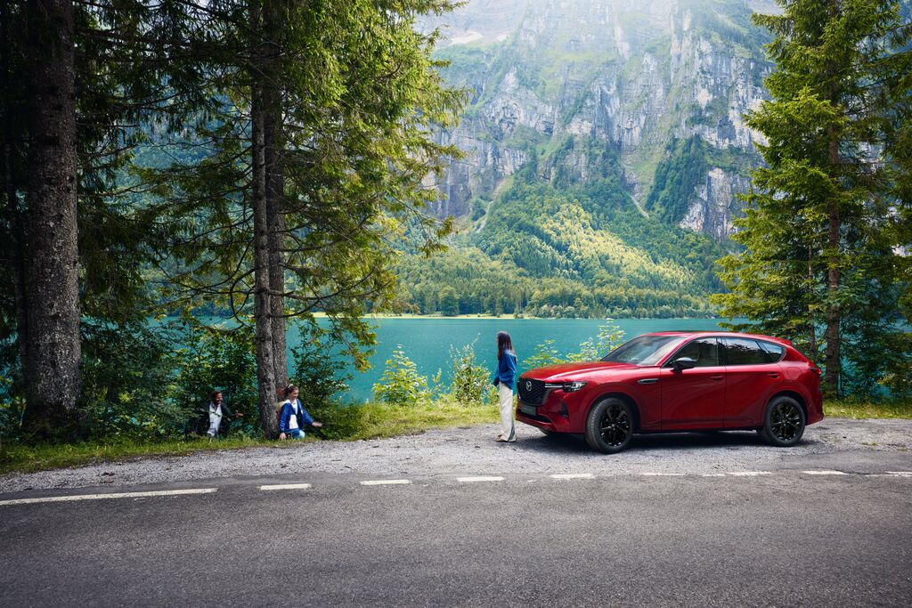 MAZDA_CX60_PR's tweet photo. あっというまに2月最後の金曜日。
皆さま、どうぞ良い週末をお過ごしください☺️
#CX60 https://t.co/sGnrIWYFjw