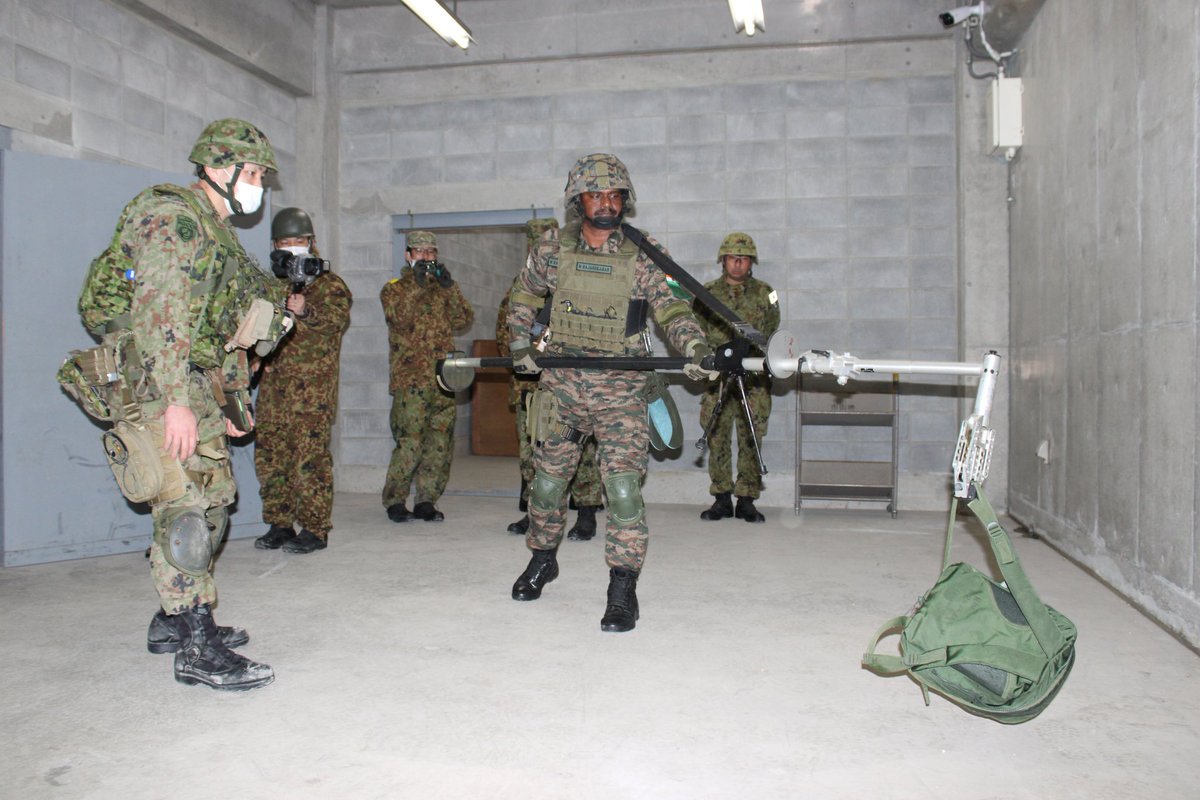 Defence_Nation's tweet photo. Exercise #DharmaGuardian 🇮🇳🇯🇵
The Troops of #IndianArmy & Japanese Ground Self Defence Forces #JGSDF shared their experience & expertise in sub-conventional operations and unarmed combat techniques.
#DG22 #Japan #JaiHind https://t.co/mg3XjJUUTN