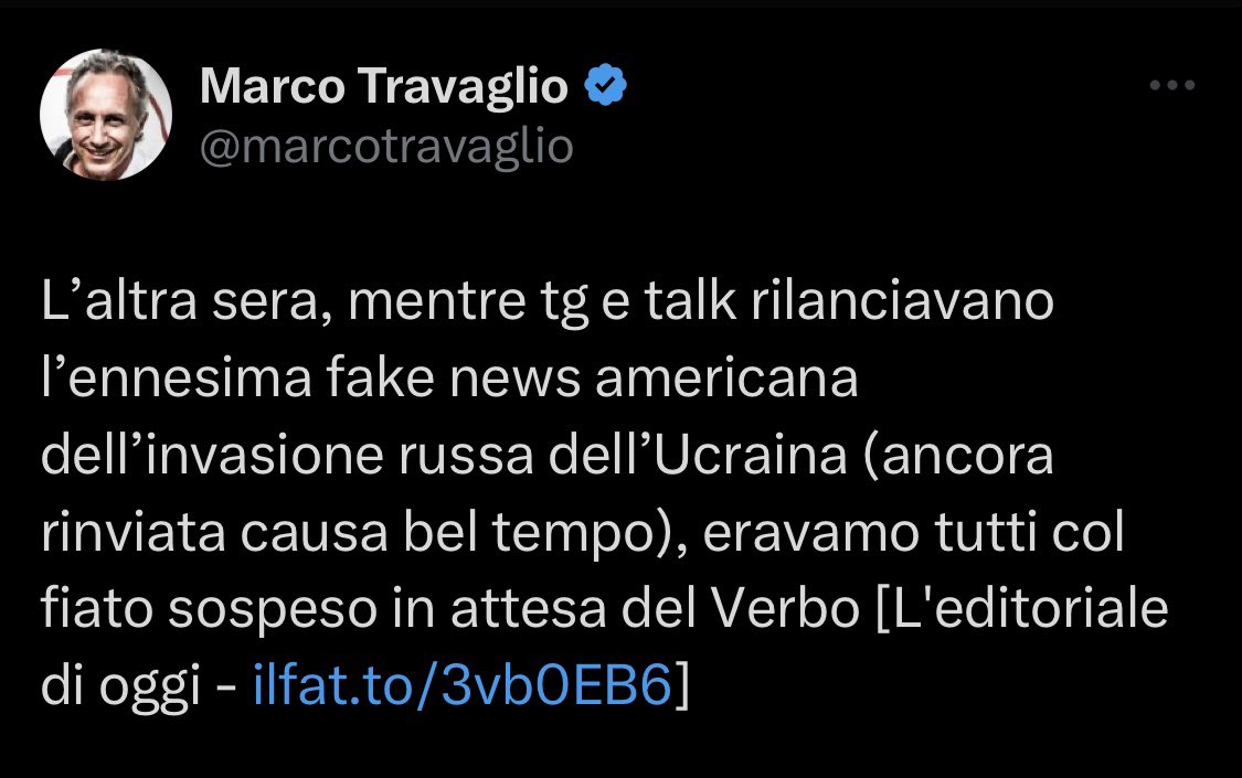 fabiochiusi's tweet photo. Ma quindi chi scriveva che l’invasione era una “fake news americana” *il giorno prima dell’invasione* ora fa i libri sugli scemi di guerra? Questo paese non finisce mai di affascinarmi https://t.co/EkBZRKFcz8