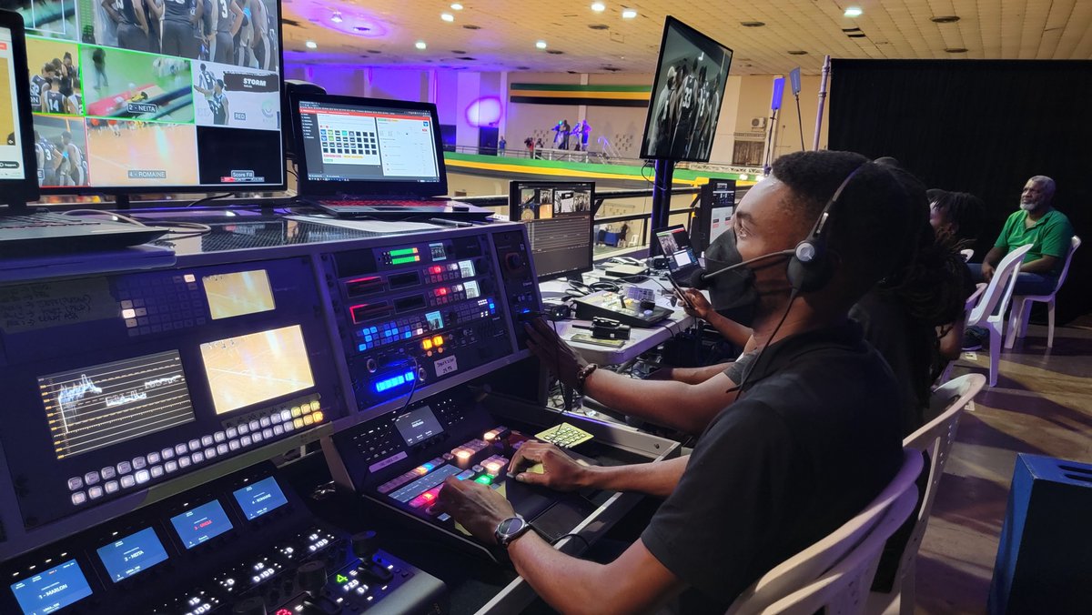 ispaudiolight's tweet photo. 🟢Sistema compacto Clear-Com Flypack para E1 Caribbean Basketball League

🟢Para su torneo más reciente, E1CBL utilizó un sistema Clear-Com® Encore® Analog Partyline proporcionado por M-One Productions.

@clearcomsystem 
@m_oneja 
@e1_cbl 

🔗Link
https://t.co/G3K18LewA7 https://t.co/2cnmF8V7Km