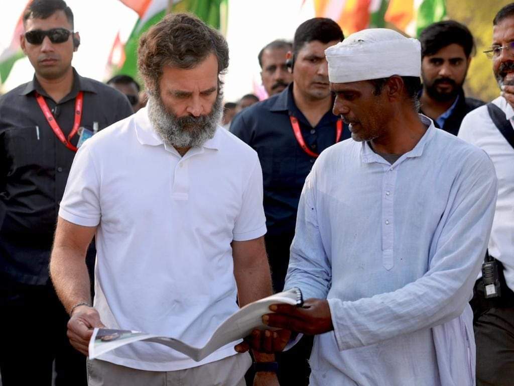 SaheirMohammed's tweet photo. #Congress का 85 वां राष्ट्रीय अधिवेशन में राजस्थान विधानसभा चुनाव पर भी विचार करना 2018 का जन घोषणा पत्र व मुख्यमंत्री श्री @ashokgehlot51 जी का #twitter पर  कमेंट मेंट आज तक पूरा नही हुआ।
@INCIndia @INCRajasthan @RahulGandhi @priyankagandhi @MalikaarjunKha3 @aliwajib @ABPNews https://t.co/laiEncYGpR