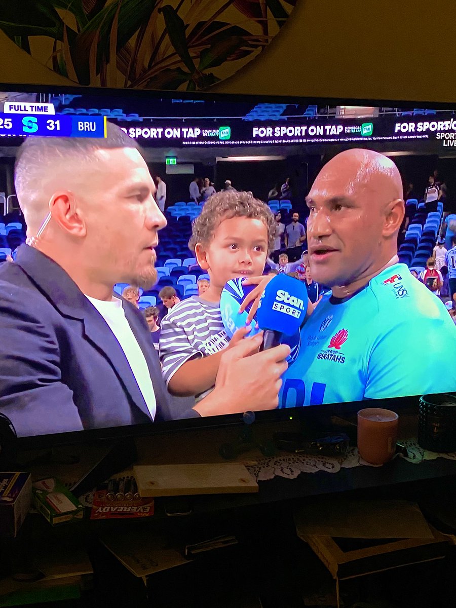 sxtxvxnx's tweet image. Legends 🙌🏾 @nemani_nadolo @SonnyBWilliams #WARvBRU