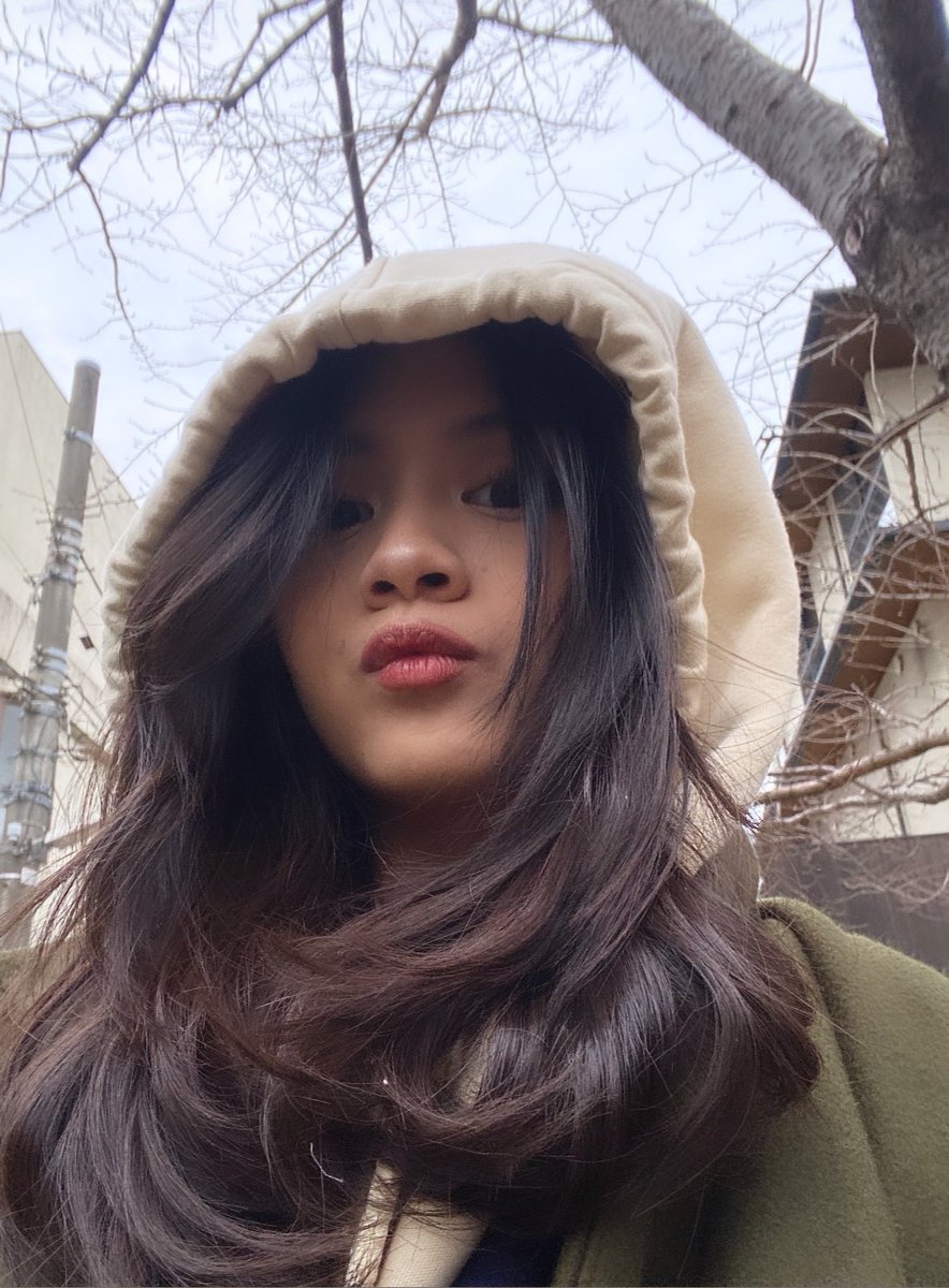 A_ChristyJKT48's tweet photo. tebak pake jaket brapa lapis🥶 https://t.co/mXZvCrk6hk