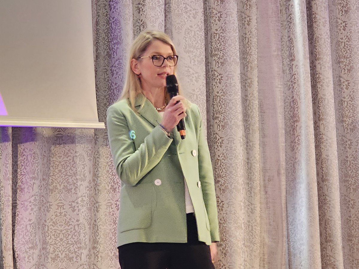 ThePWorld's tweet photo. We were so inspired by this talk.👏

Madlen Nicolaus and Florence GROUARD discuss the need for sales and marketing to work together to achieve success.

#mkmalta3 https://t.co/qmL2ihm1h0