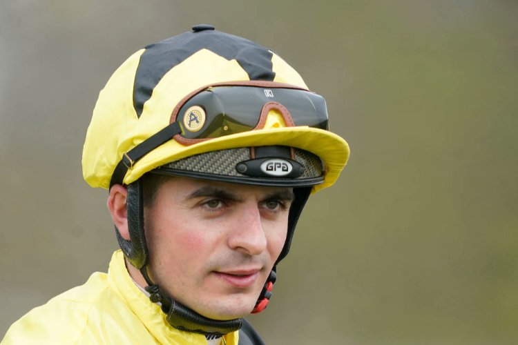 Stephen R Power (@racingblogger) on Twitter photo 💷 If ANDREA ATZENI Rides a Double at WOLVERHAMPTON tonight I'll give £50 CASH to one of you Lucky People!! 🥇
He's got 7⃣ good looking rides
To Enter: 👇
1️⃣ RT this Tweet
2️⃣ Follow <a href="/racingblogger/">Stephen R Power</a>
🚨 instagram.com/racingblogger
#Cheltenhamfestival #PaulVsFury 🏇 💷 If ANDREA ATZENI Rides a Double at WOLVERHAMPTON tonight I'll give £50 CASH to one of you Lucky People!! 🥇
He's got 7⃣ good looking rides
To Enter: 👇
1️⃣ RT this Tweet
2️⃣ Follow <a href="/racingblogger/">Stephen R Power</a>
🚨 instagram.com/racingblogger
#Cheltenhamfestival #PaulVsFury 🏇