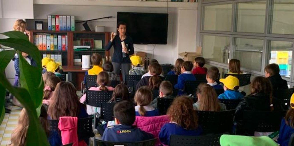OlitalyMap's tweet photo. Settimana dell'educazione alimentare, “Bruschetta VS Merendina” con l'Associazione Pandolea nelle scuole dei paesi del Mediterraneo
ROMA – Far scoprire ai giovanissimi la bontà dell’olio extraverginedi oliva, le caratteristiche organolettiche e le sue

https://t.co/GO4BJtHjEe https://t.co/EDcbr0FlqT
