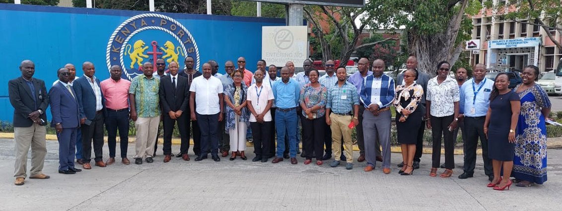 WCO_OMD's tweet photo. #Sida #WCO TFCM Programme is supporting the #EAC Secretariat and Partner States to conduct a regional Time Release Study. Final scoping phase at the Port of Mombasa, Kenya 🇰🇪 from 23 to 24 February 2023.

#Customs #TRS #Sida_WCO_TFCM_Programme @KRACare https://t.co/nJ0cCftRkL