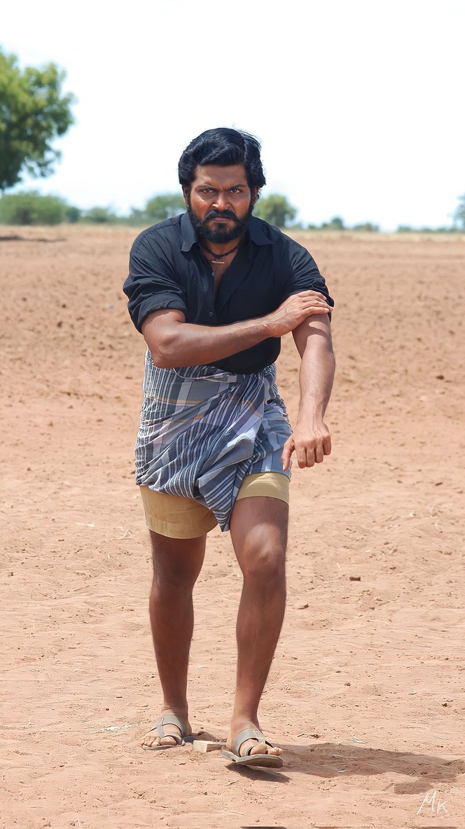 Manishsurya431's tweet photo. #Paruthiveeran Wallpaper ❤️😍
#16yearsofkarthiism https://t.co/uDchkLHyKJ