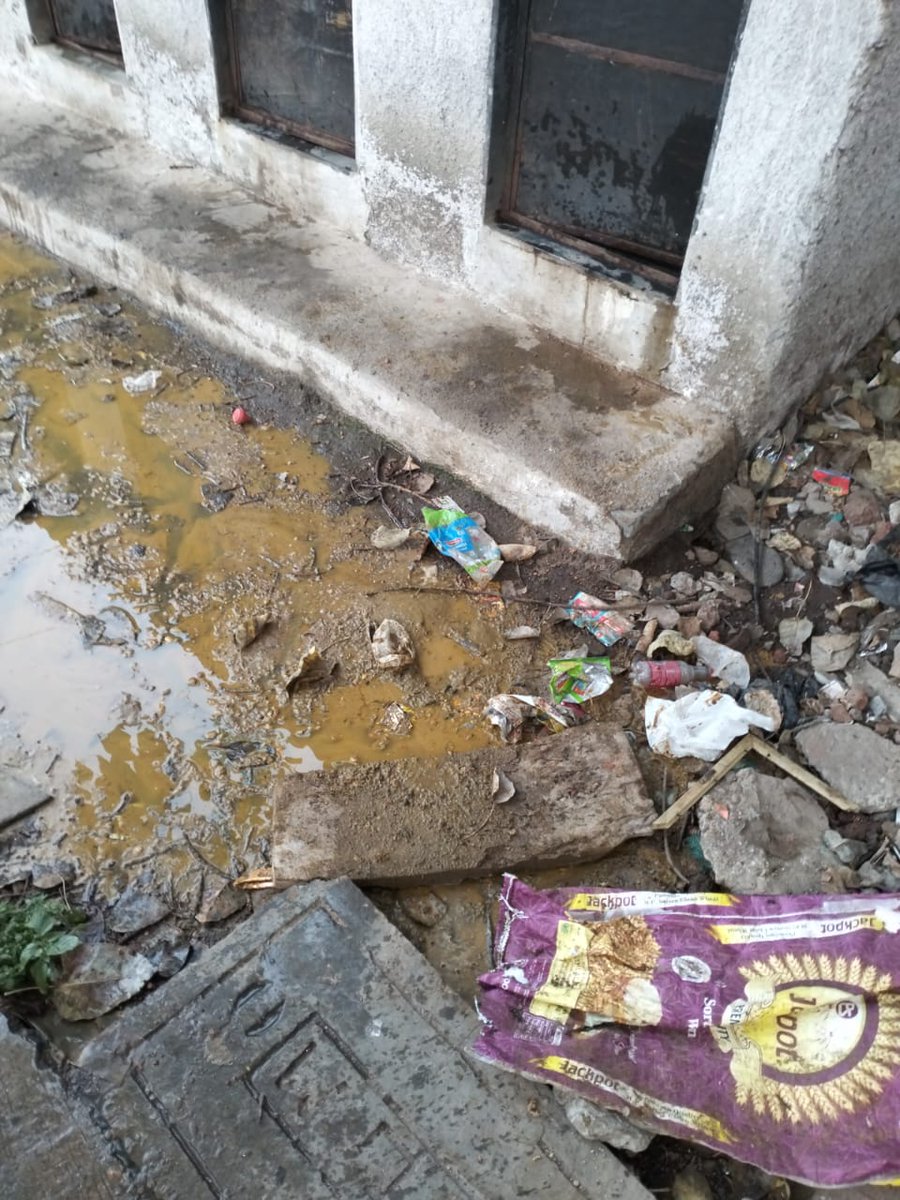 sspatilspeaks's tweet photo. Sewerage line of temporary toilet seen choked & overflowing in locality of Azad Nagar, Aziz baug, vashinaka.I request @mybmc @mybmcWardME @mybmcSWM to kindly intervene & resolve this issue ASAP.
@nawabmalikncp sir
@sanamalikshaikh mam
#NationalistNawabMalik
#Ward147
#AzadNagar https://t.co/jDdR2cr3U4