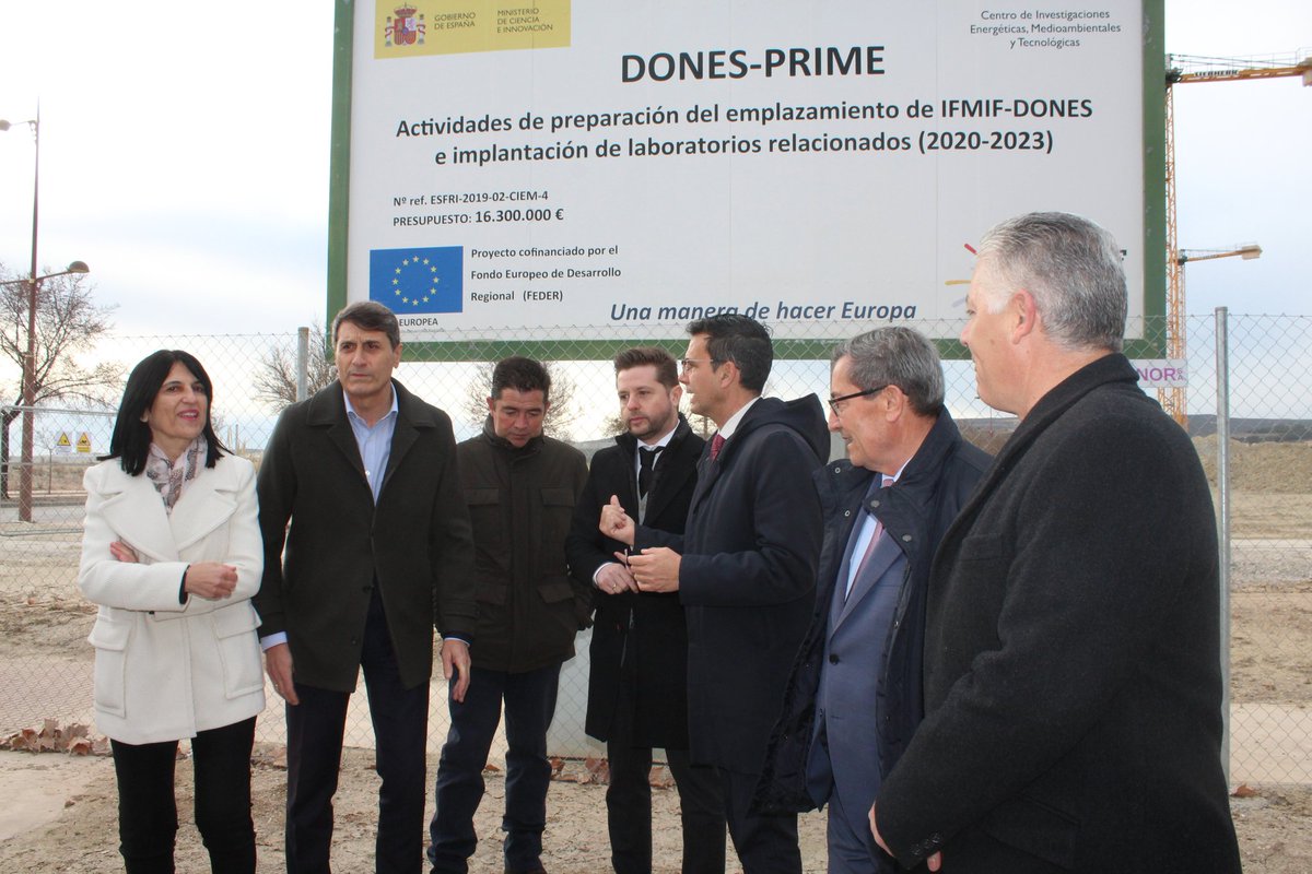SubGobGRA's tweet photo. La subdelegada, @InmaLopez14, acompaña al delegado del Gobierno de 🇪🇦 en #Andalucía, @PedroFdezGob, en su visita a #Escúzar donde estará ubicada la que será la mayor instalación científica de #España y uno de los principales proyectos internacionales, el #IFMIF-DONES. https://t.co/0CSA81kN2u