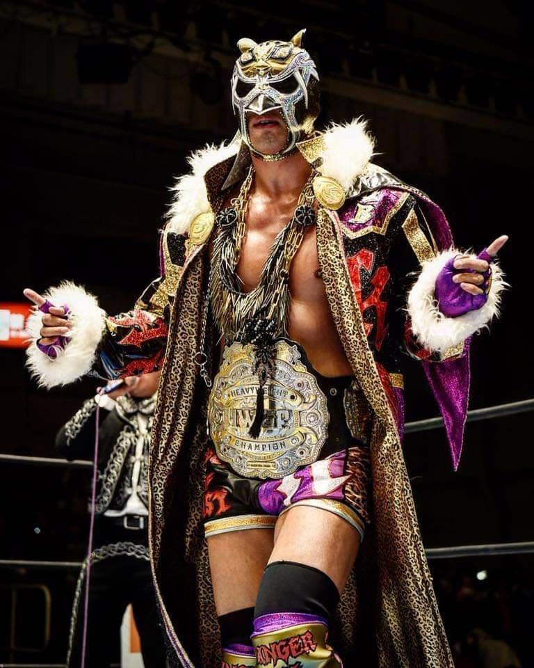 CiaranRH93's tweet photo. Kazuchika Okada as King from Tekken and King as Okada! https://t.co/Snf1mXWohe