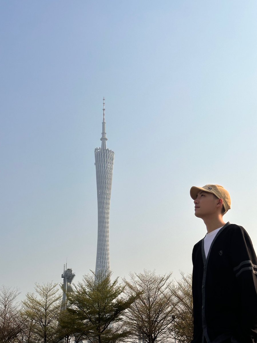 Aaron08782906's tweet photo. 打卡广州塔 https://t.co/yF6l3qGn2i