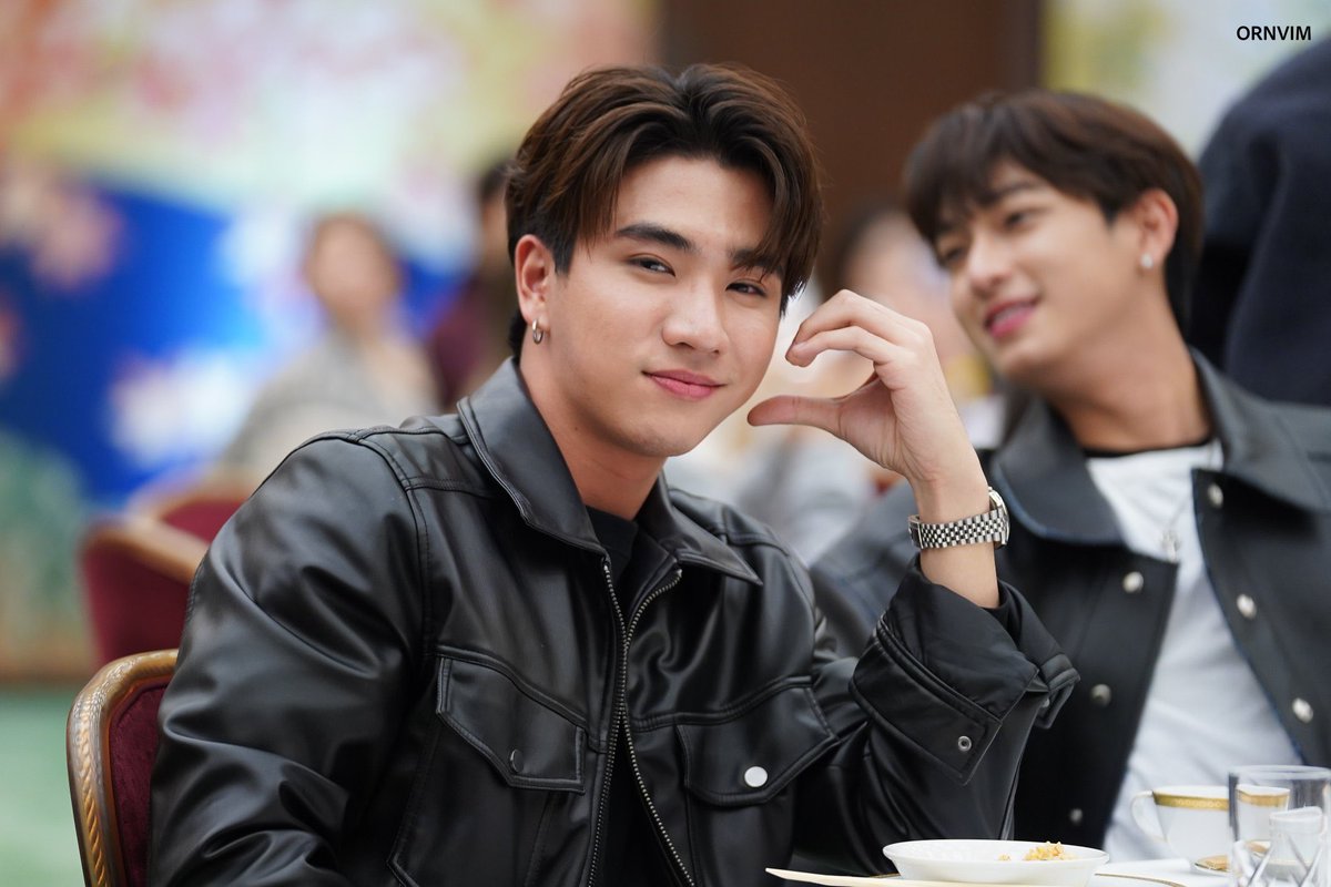 can see your smile,is my happiness🖤

cr:ornvim
#GMMTVFANDAY2 
#PerthTanapon
#KDPPE