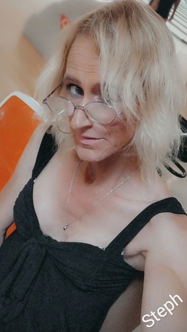 Lil Bit of... Lil Miss Me... Steph https://t.co/WFKg9XSQ5m