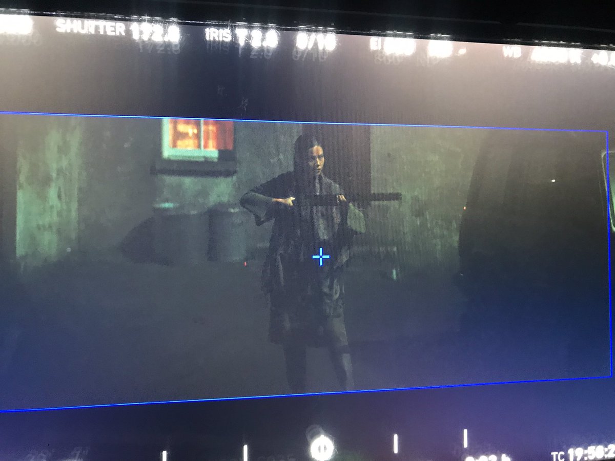 bairdfilm2011's tweet photo. wrap #sunrise @TheGuyPearce #alexpettfyer @olwenfouere #crystalyu 🩸🔥🩸#film3 @Lionsgate https://t.co/sPJQ6obGlv