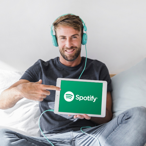 7gospeltracks's tweet photo. "Get ready to groove like never before with @Spotify's DJ-powered AI! Let the music take control and keep you dancing all night long 🎶💃🕺 #SpotifyAI #musiclover #partytime 

Read more on https://t.co/PImtbZtChU https://t.co/LQ8JDgrW89