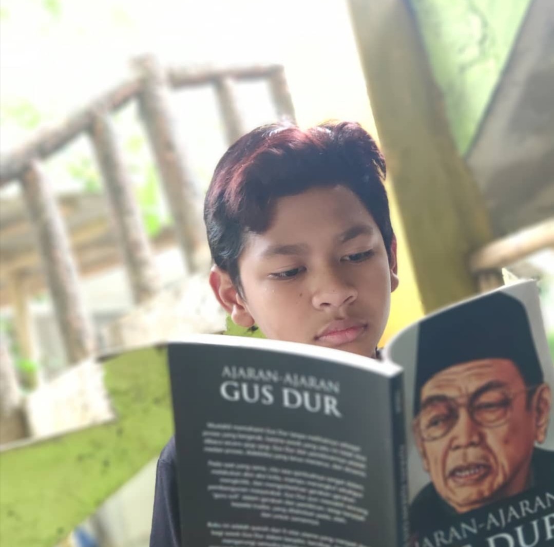 AfifFuadS's tweet photo. Alhamdulillah Ya Allah, 
Terimakasih Poro Dokter,
Kondisi David menunjukkan perkembangan yang positif, sdh tdk lg memakai Sedasi, tanpa obat penenang sdh tidak cemas dan gelisah, moga cpt menaikkan tingkat kesadarannya, sudah mulai merespon suara, ada respon gerak dan tdk kejang2 https://t.co/Y31XjuryU3