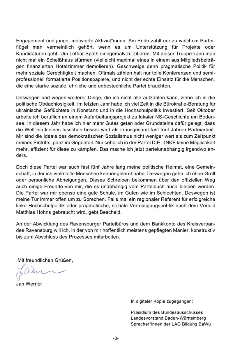timolmn's tweet image. „Mit dieser Truppe kann man nicht mal ein Scheißhaus stürmen“, schreibt ein Linker bei seiner Austrittserklärung. Er begründet den Schritt mit Verhältnis zu Russland, demolierte Hotelzimmer und MeToo. Sehr harte Abrechnung mit #Linke.