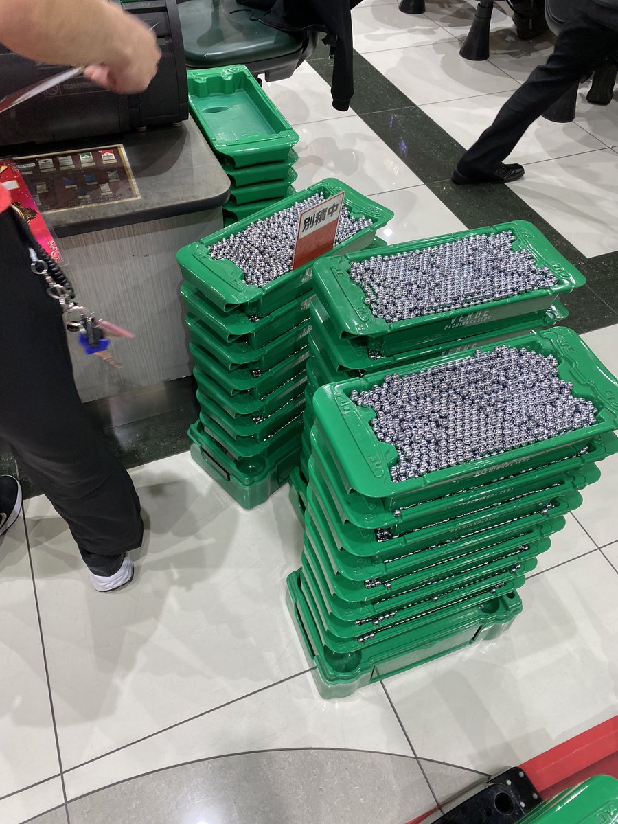 ぱちすろ凪くん tweet media