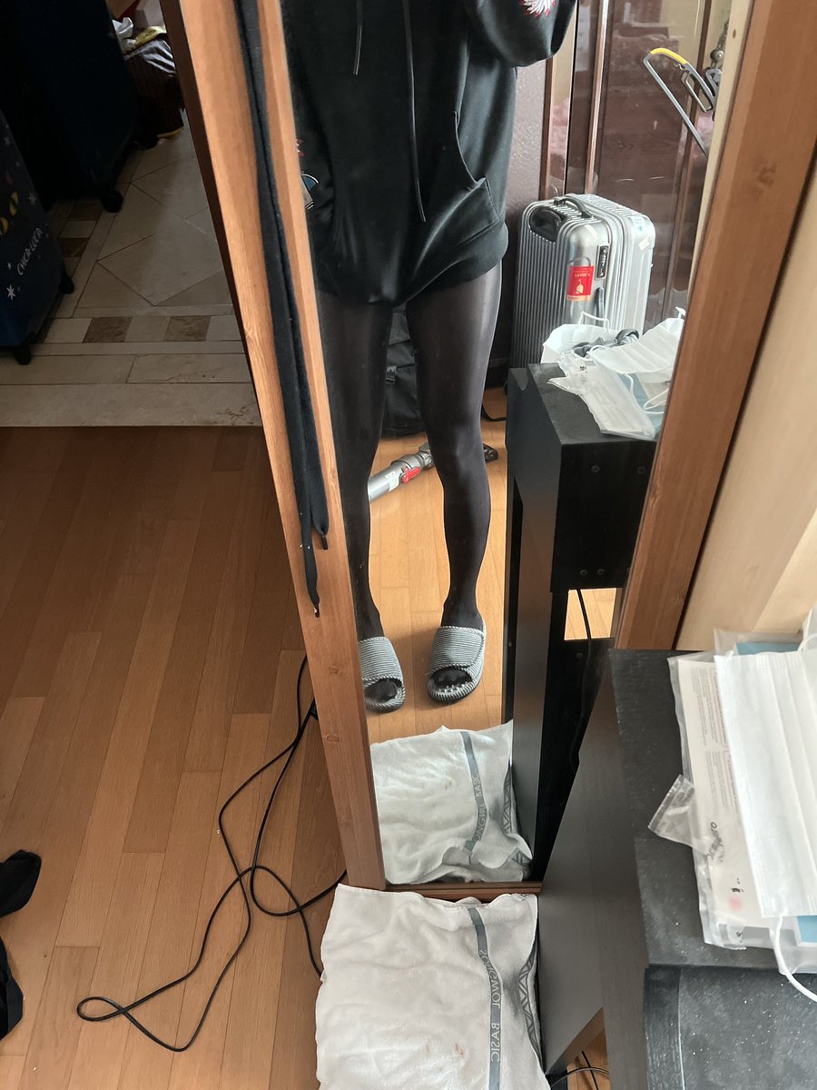 #CD #crossdresser #여장 
광택스타킹!