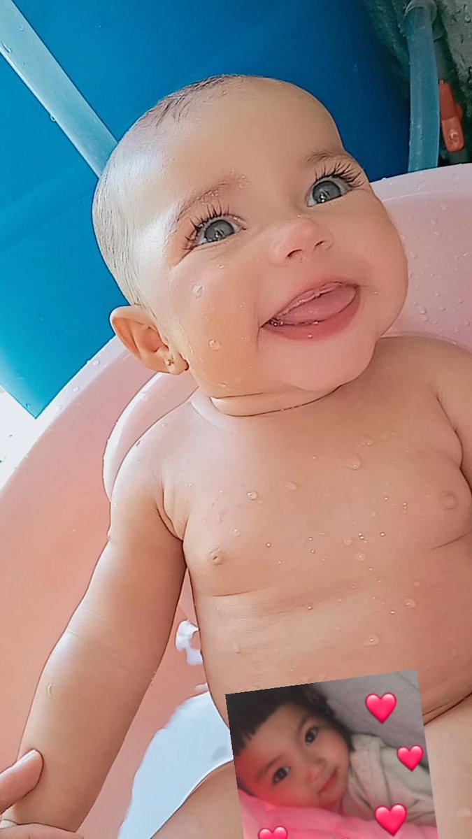 O presente que primeira mente Deus e minha mulher me deu eu amo amar vcs t amo filha ❤️💓🥰😭🙏🏼