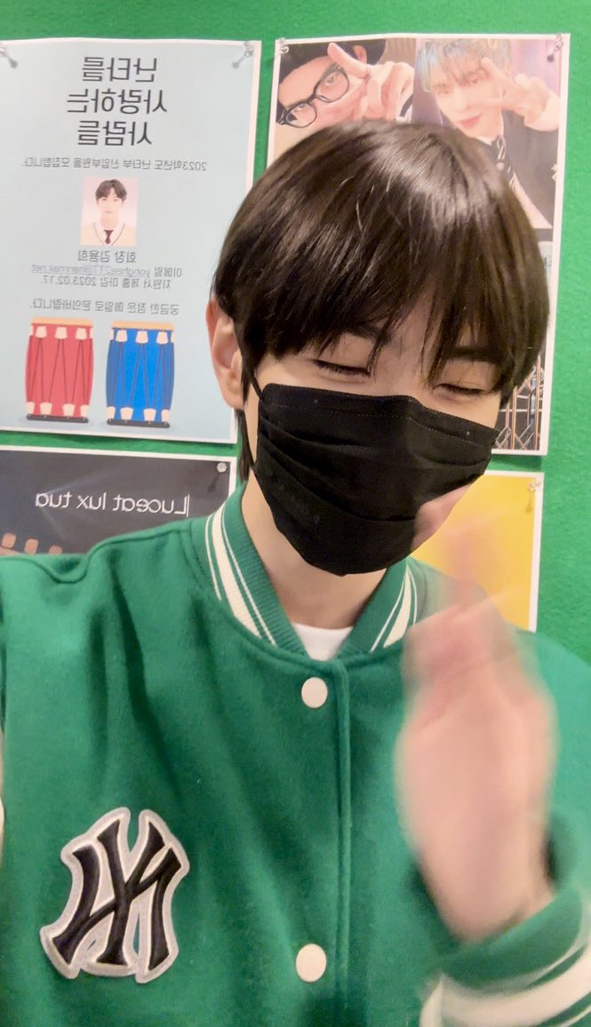 xeehxehex's tweet photo. 아니x발용아...
남친짤무제한제공진실사건이 https://t.co/EUSNHBUai9