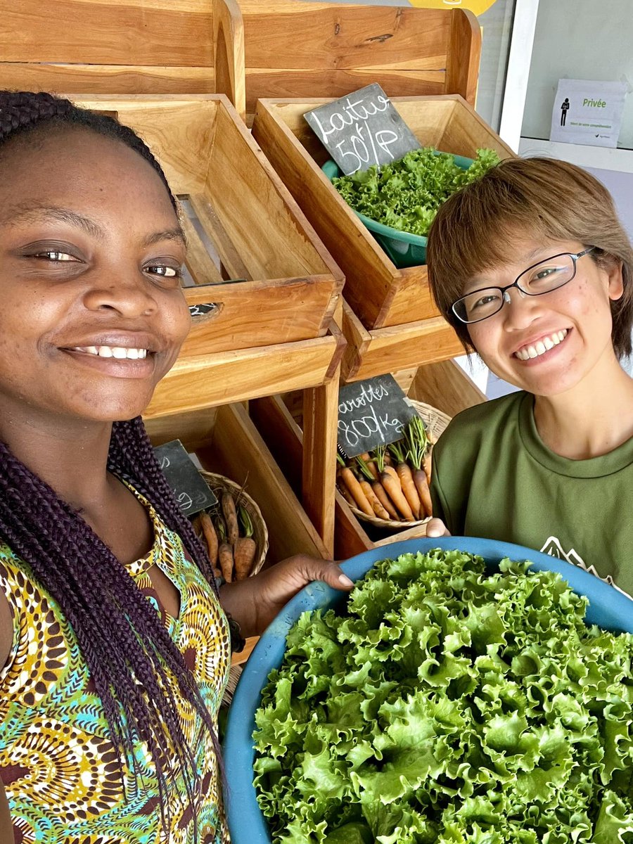 AgriMission's tweet photo. Agri-Mission est une entreprise composée de Béninois 🇧🇯 et de Japonais 🇯🇵

Hier, c'était l'anniversaire de l'empereur du Japon.
Lors de la célébration à l'ambassade du Japon en l'honneur de celui-ci, nous avons présenté Agri-Mission.🌿

Merci beaucoup à tous ceux qui sont venus🙏 https://t.co/U2fEkA9a0s