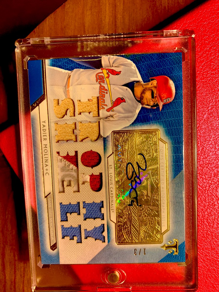 BRReidler's tweet photo. @Topps Yadier Molina Triple threads auto relic 1/3 https://t.co/hNyMkRyIef