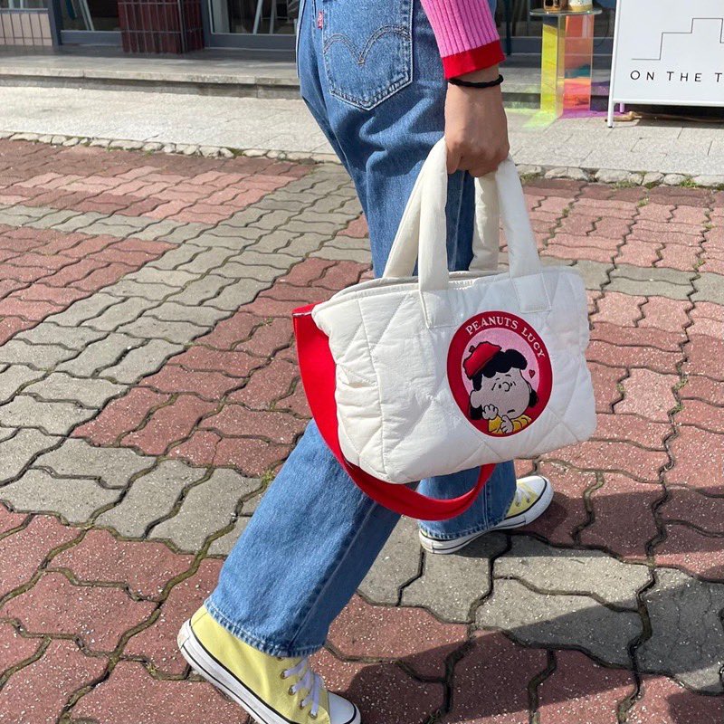 BbILUS0M's tweet photo. ❗️แจก 1 ใบ❗️ กระเป๋าสะพาย ลายPeanuts✨🧃🥜

กติกา : รี+เฟบ(โพสนี้)

(ถ้ารีโพสอื่นๆด้วยจะขอบคุณเป็นอย่างมากค่ะ😂)

****สุ่มจากรี****

อยากได้สีไหนเมนชั่นไว้ได้เลอ~

ประกาศ 20/03/66 เวลา 22.00 น.

ปล.เป็นสินค้าพรีออเดอร์
#แจก #แจกของ #รีฟอล #กระเป๋าสะพาย #แจกฟรีแค่รีฟอล https://t.co/Xj9N8XIvq4
