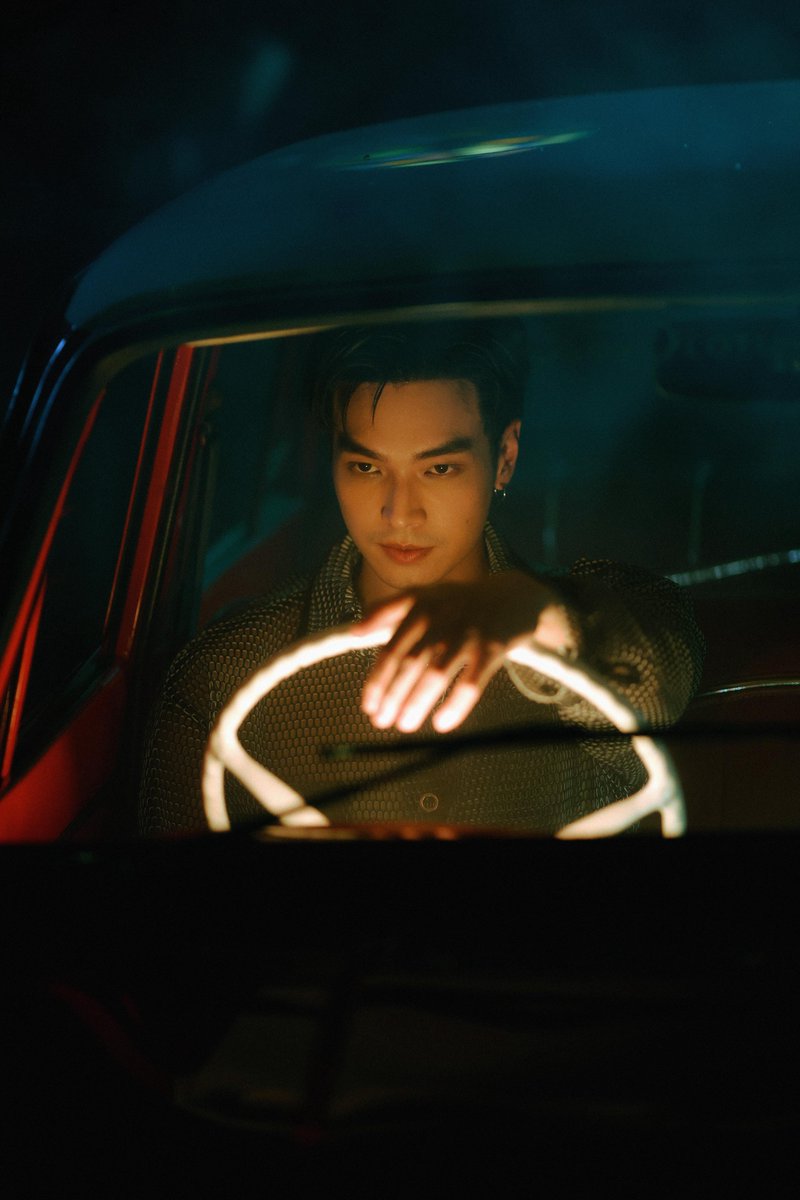 STARSOCIETY_TH's tweet image. “โอบ โอบนิธิ”  เผยอีกแพสชัน  เปิดตัวในฐานะศิลปินน้องใหม่ พร้อมปล่อยเพลง “ต่อให้เธออยู่ไกล (Moon to Mars)” เพลงแรกในชีวิต!! thestarsociety.com/42148 
#ต่อให้เธออยู่ไกลOABNITHIFirstSingle 
#ต่อให้เธออยู่ไกล
#MoontoMars
#โอบนิธิ #Oabnithi
#OABNITHIต่อให้เธออยู่ไกล_MainKV