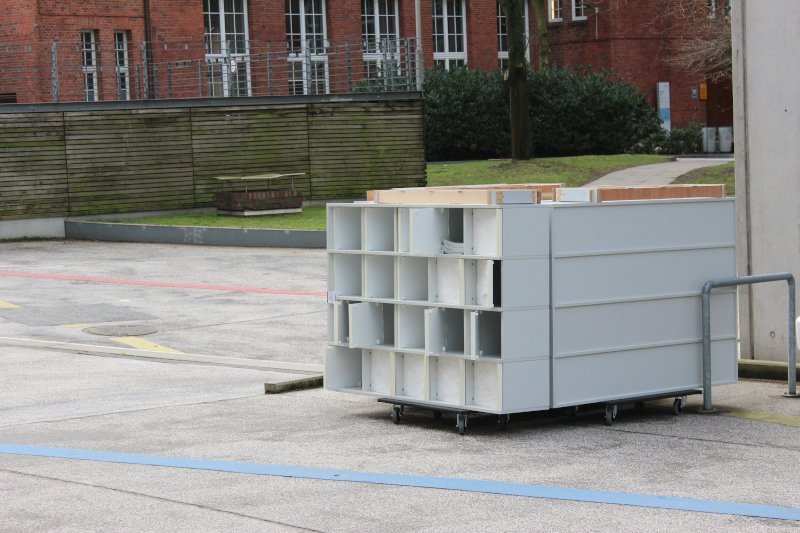 hibs_hawhamburg's tweet image. 🤯 Was ist denn hier los? Die Bibliotheksräumlichkeiten von BT5 (TWI 1) werden zu einem neuen #Lernort für Studierende umgewandelt. 🏗️Hierfür bauen wir seit dem 20.02. die Bibliotheken am BT 5+7 für Sie um! ⛏️ Ab dem 06.03. sind die Räumlichkeiten in BT7 wieder für Sie geöffnet!